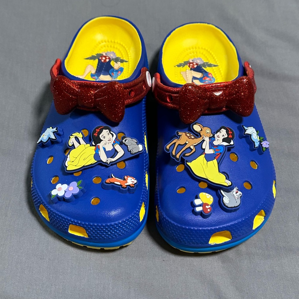 Snow White Crocs